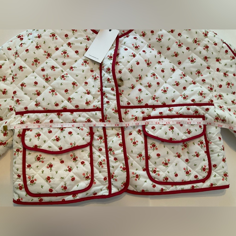 NWT 7 for All Mankind Quilted Flowers Red and White Jacket Coat - Picture 7 of 8